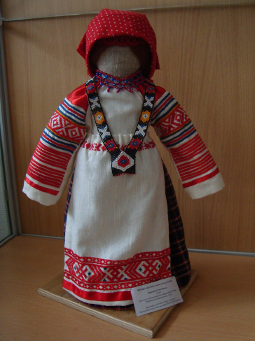 «Кукла в стилизованном женском народном костюме Рязанской области»